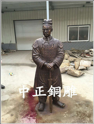 古代将軍雕塑