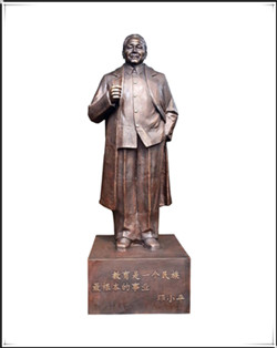 鄧小(xiǎo)平銅像