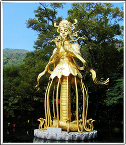 女娲銅像