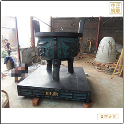 大(dà)型青銅鼎廠家