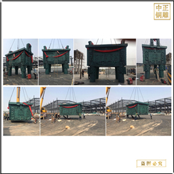 大(dà)型景觀銅鼎雕塑