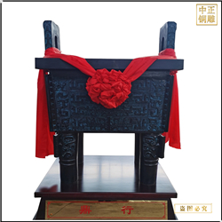 古代青銅大(dà)方鼎