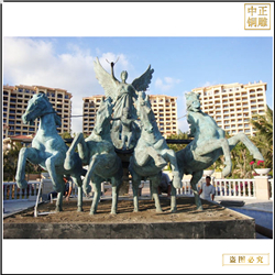 小(xiǎo)區景觀銅馬雕塑