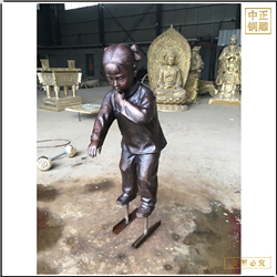 古代小(xiǎo)女孩銅雕塑