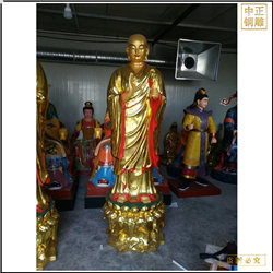 站着的地藏王銅像