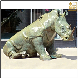 大(dà)型犀牛雕塑鑄造